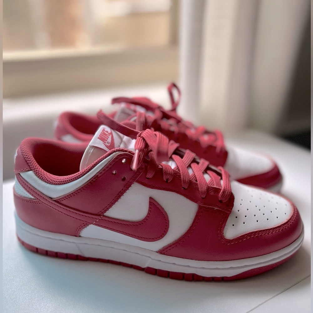 Nike dunk low Archeo Pink W9 M7.5